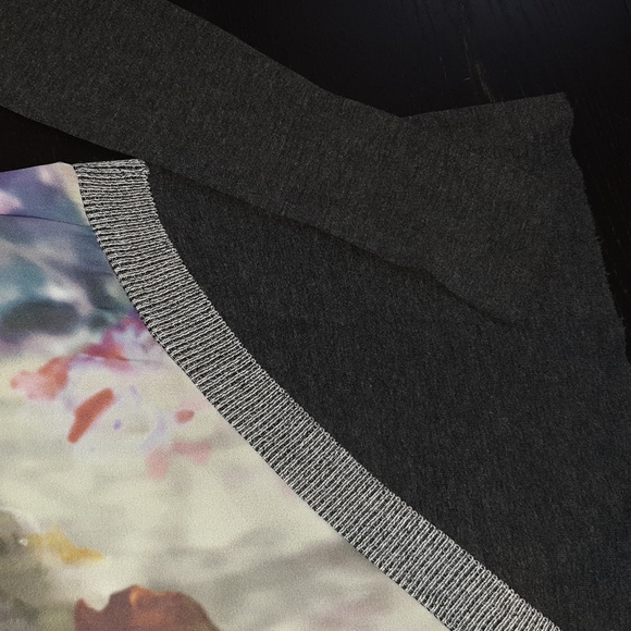 VGC gorgeous colours ZARA top size M, flowy fabric, very feminine yet a bit edgy - Picture 12 of 12